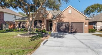 11122 N Country Club Green Drive