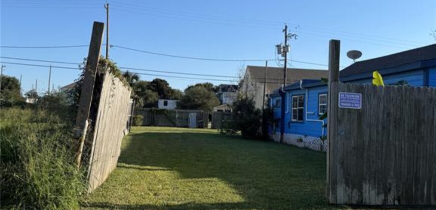 3013 Avenue M 1/2