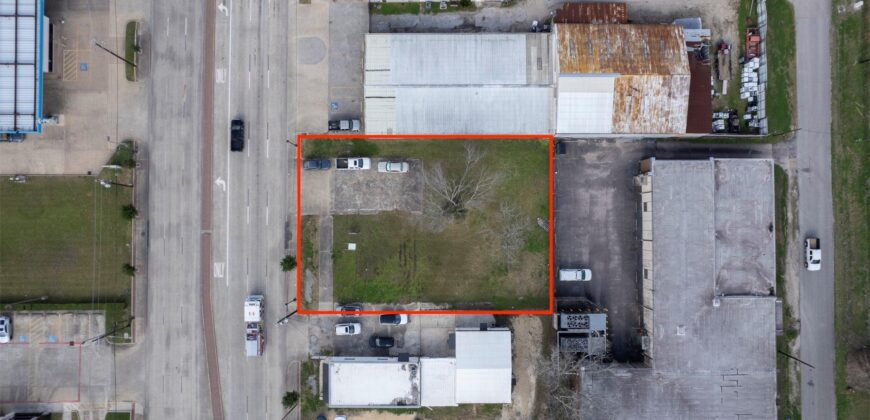 2107 N Main Street, Pearland, TX 77581