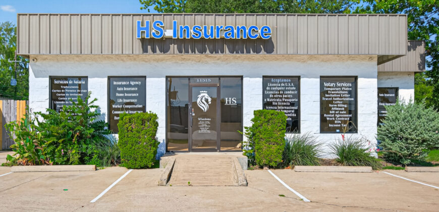 Mixed-Use Property | 3 Combined Lots with Residential & Commercial Spaces