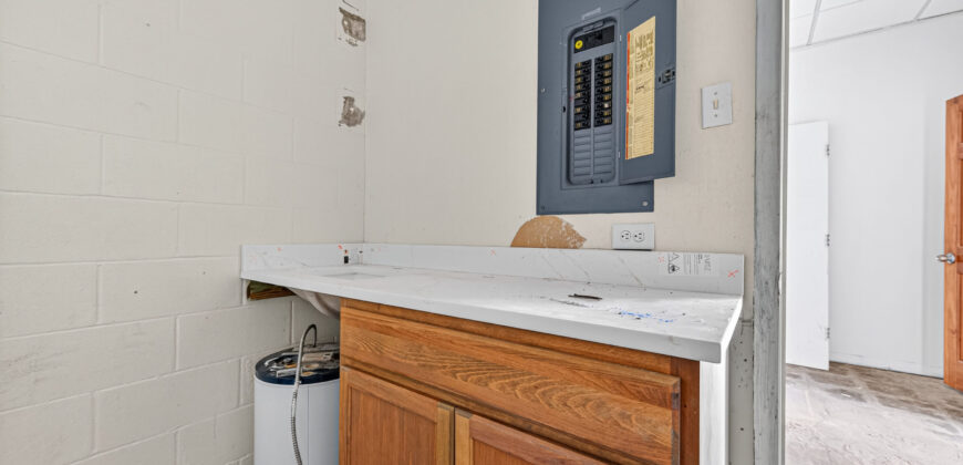 Mixed-Use Property | 3 Combined Lots with Residential & Commercial Spaces