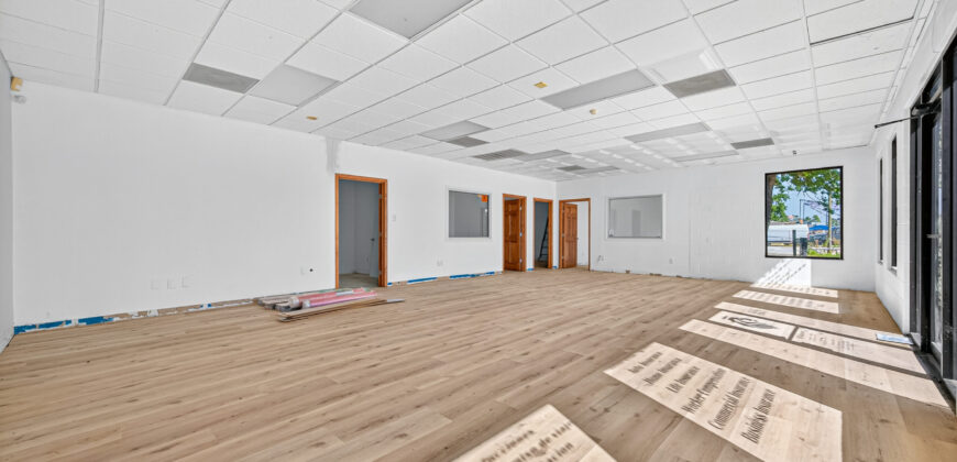 Mixed-Use Property | 3 Combined Lots with Residential & Commercial Spaces