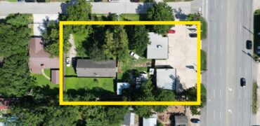 Mixed-Use Property | 3 Combined Lots with Residential & Commercial Spaces