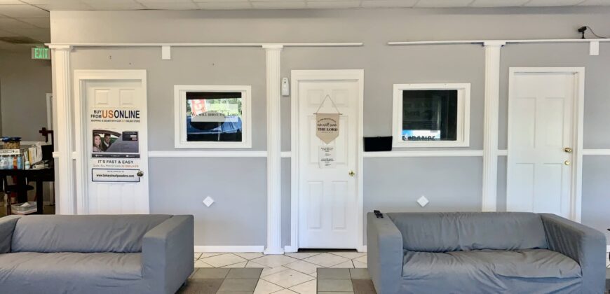 High-Visibility Retail Asset –  Pasadena